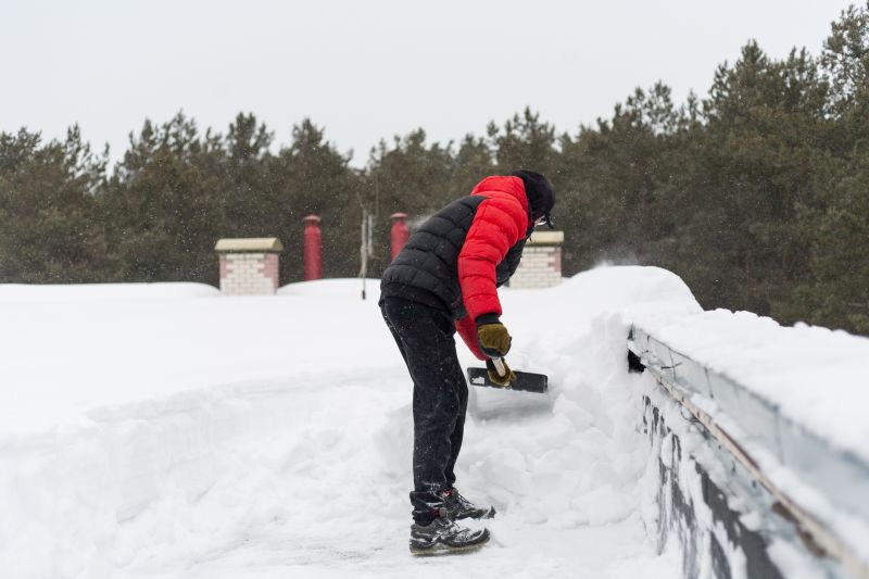 Seasonal Roofing Discounts